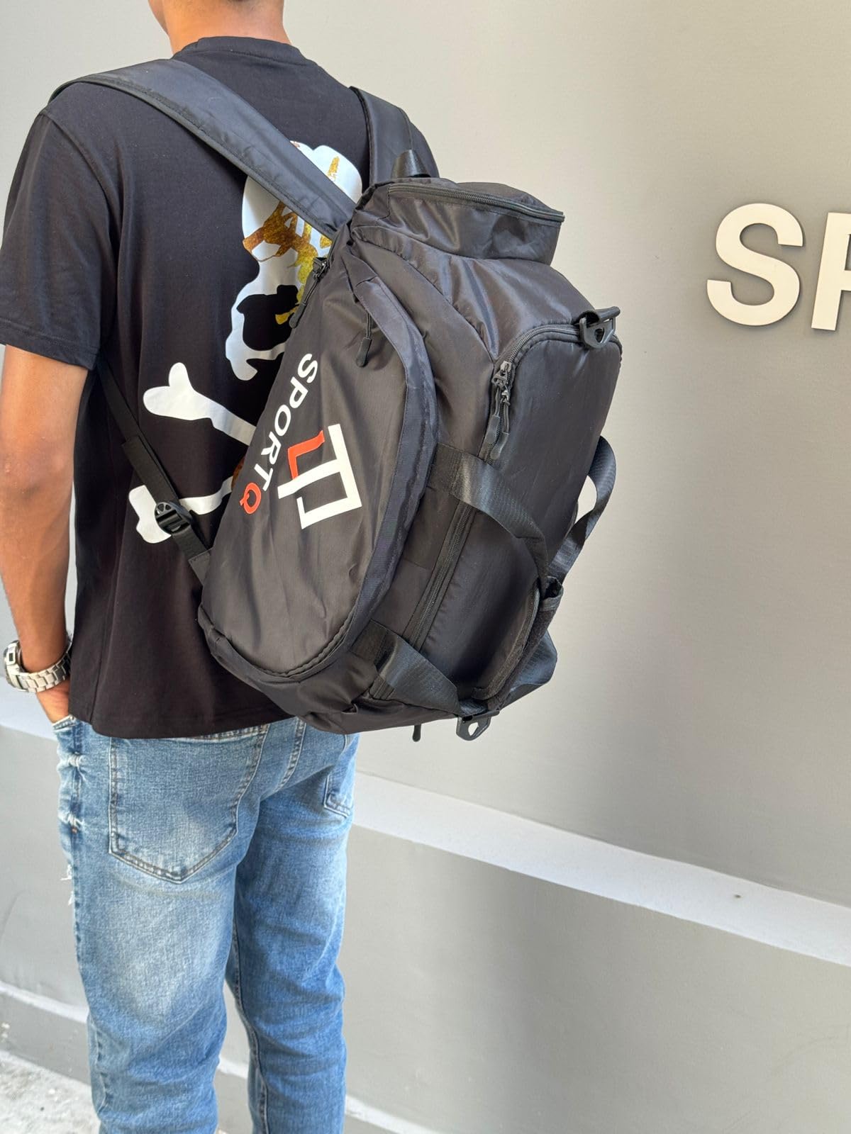 SportQ Multifunctional Sports Bag – Gym & Travel Bag, Lightweight and Practical Large Size for Carrying Clothes, Shoes & Accessories – Your Perfect Friend for Workouts and Trips (Grey) SportQ