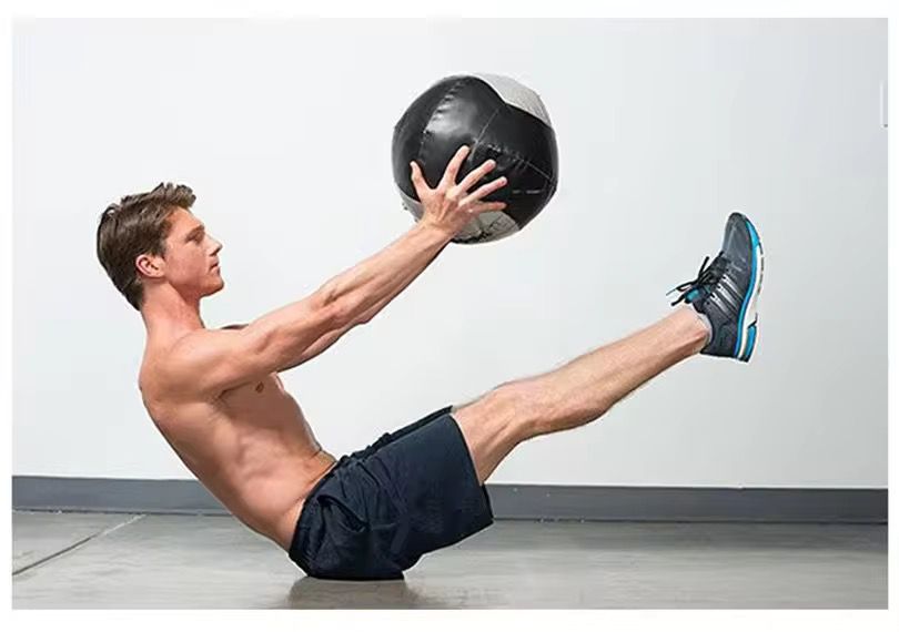كرة جيم Wall Ball احترافية – من 2 كجم إلى 12 كجم – كرة تمارين CrossFit وباور – خامة PVC قوية مع قبضة مريحة – مناسبة للتمارين المنزلية والجيم