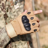 Fingerless combat gloves with reinforced knuckle shield and secure wrist support, designed for outdoor training, tactical activities, and strong grip control.
قفازات قتال بدون أصابع مزودة بحماية قوية لمفاصل اليد ودعم محكم للمعصم، مناسبة للتدريب الخارجي والأنشطة التكتيكية وقبضة ثابتة.