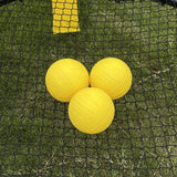 Yellow practice balls placed on a rebound training net, designed for improving reaction time, control, and accuracy during solo sports drills.
كرات تدريب صفراء موضوعة على شبكة ارتداد، مصممة لتحسين سرعة رد الفعل والتحكم والدقة أثناء التدريبات الفردية.